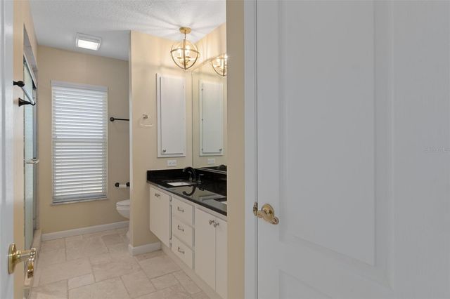 13 S ENCLAVE POINT S, Homosassa, FL 34446