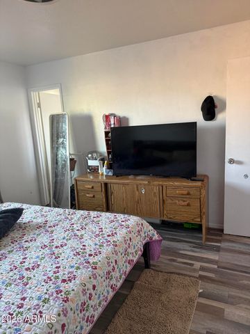 3607 W MCLELLAN Boulevard, Phoenix, AZ 85019