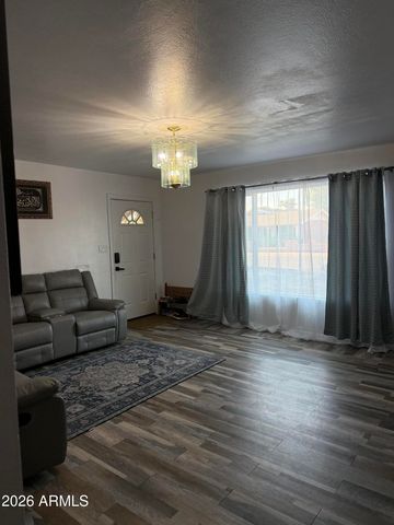 3607 W MCLELLAN Boulevard, Phoenix, AZ 85019