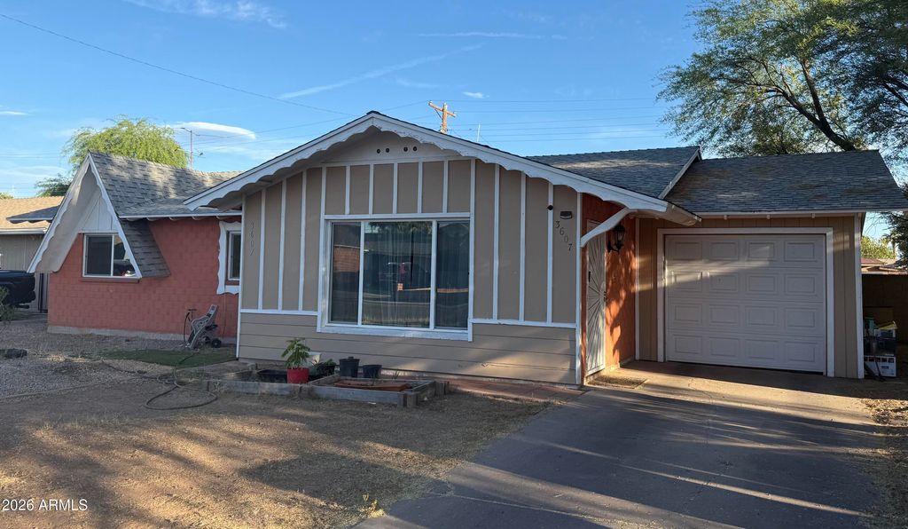 3607 W MCLELLAN Boulevard, Phoenix, AZ 85019
