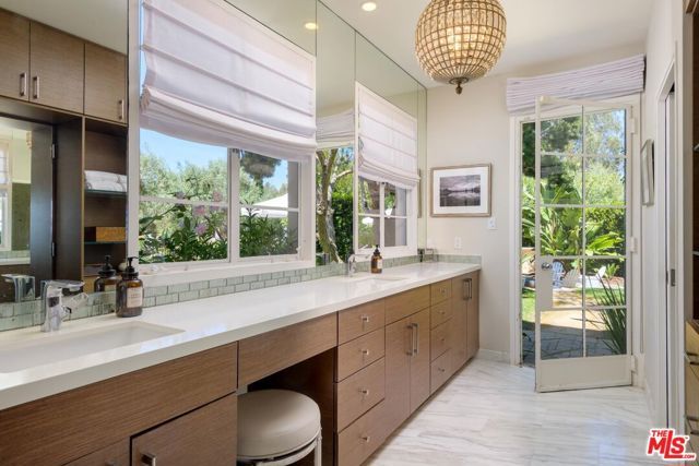 7200 Casitas Pass Road, Carpinteria, CA 93013