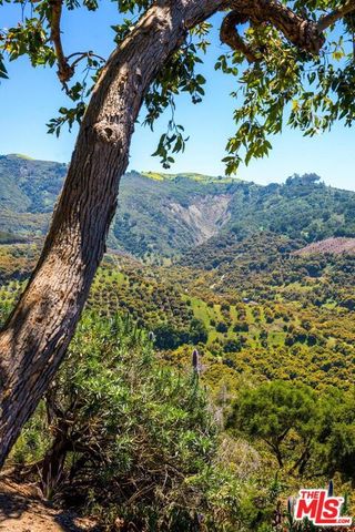 7200 Casitas Pass Road, Carpinteria, CA 93013