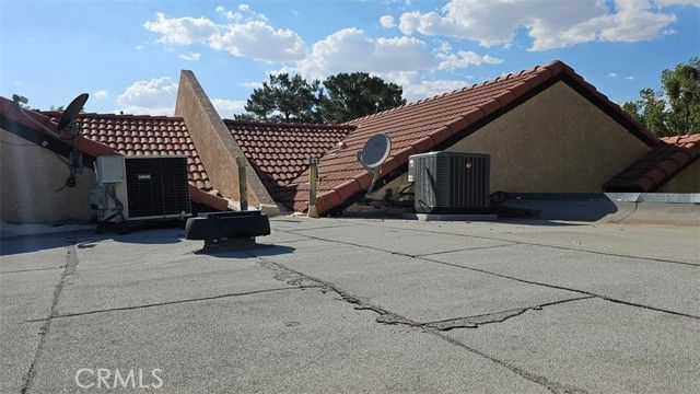 11620 Locust Lane, Apple Valley, CA 92308