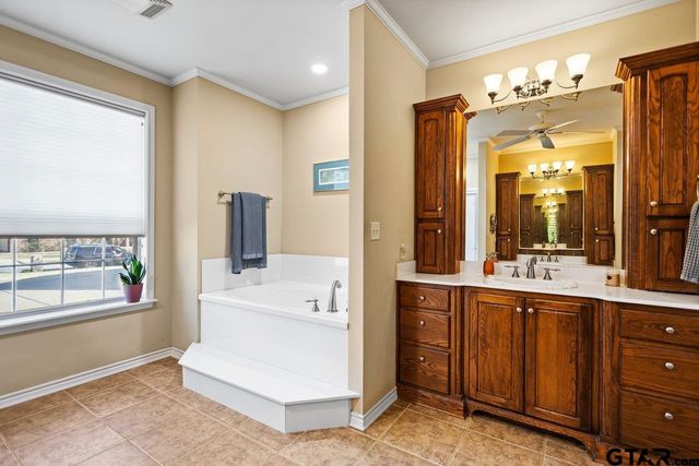 116 Saint Andrews Cir, Hideaway, TX 75771