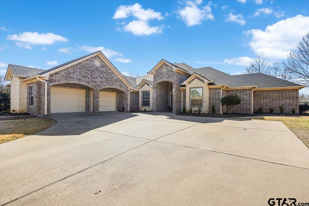 116 Saint Andrews Cir, Hideaway, TX 75771