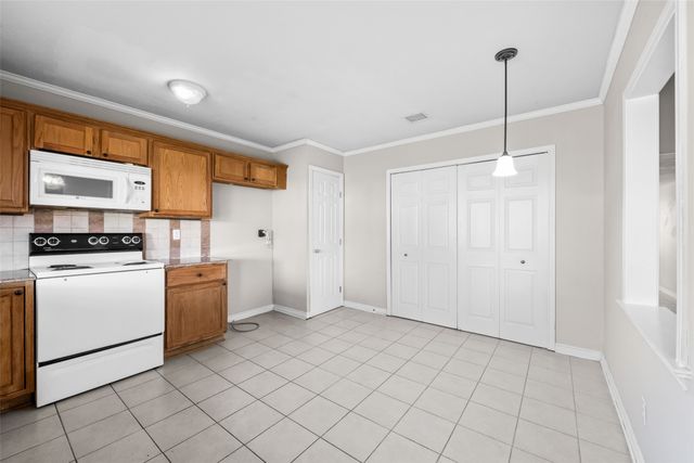 8817 Vernon Drive, Rowlett, TX 75088