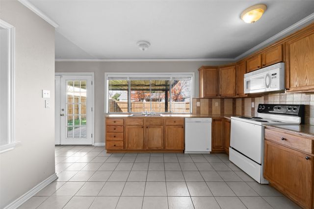 8817 Vernon Drive, Rowlett, TX 75088