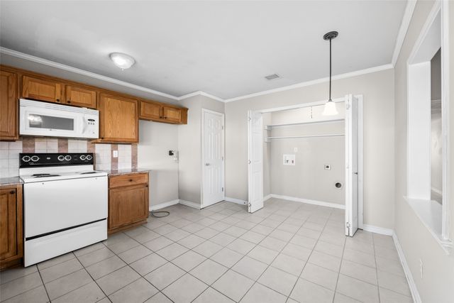 8817 Vernon Drive, Rowlett, TX 75088