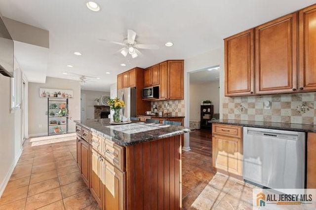 619 Van Liew Court, Hillsborough, NJ 08844