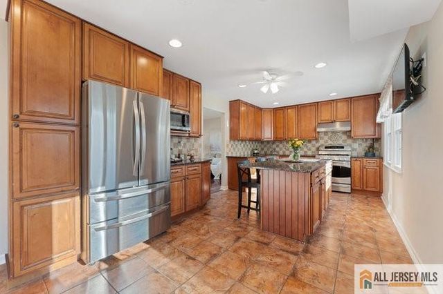 619 Van Liew Court, Hillsborough, NJ 08844