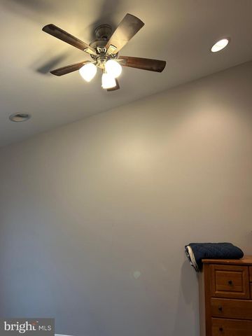 11912 BENTON LAKE RD, Bristow, VA 20136