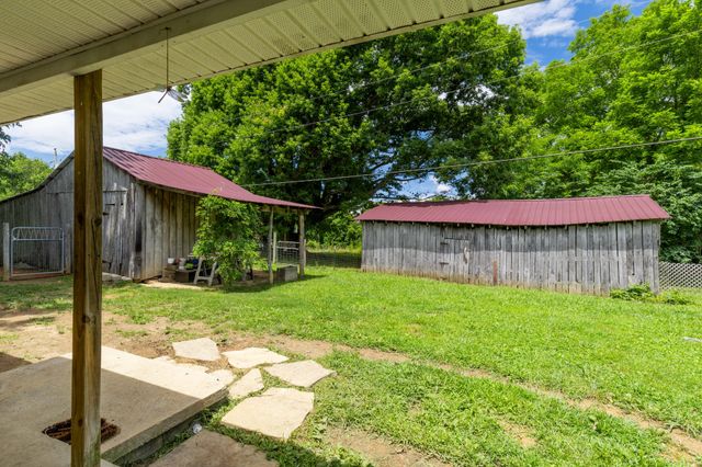 456 Billingsley St, Spencer, TN 38585