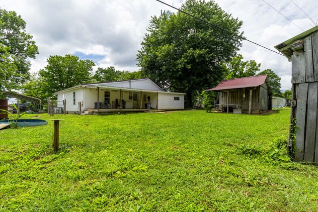456 Billingsley St, Spencer, TN 38585