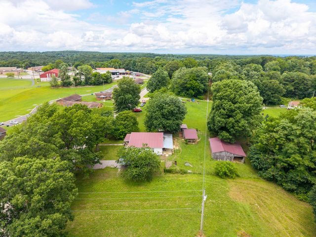 456 Billingsley St, Spencer, TN 38585