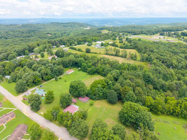456 Billingsley St, Spencer, TN 38585