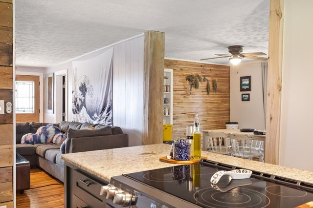 456 Billingsley St, Spencer, TN 38585