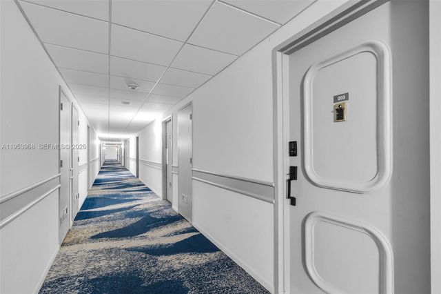 3800 Hillcrest Dr 203 203, Hollywood, FL 33021