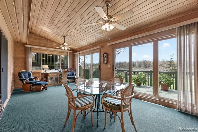 2745 Lari Court, West Bloomfield, MI 48324