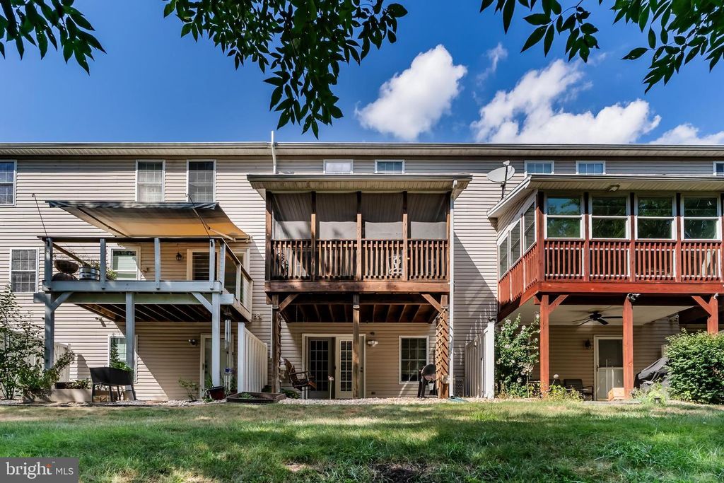 103-A PARTRIDGE CIR, Carlisle, PA 17013
