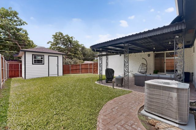 5822 Enchanted Lane, Dallas, TX 75227