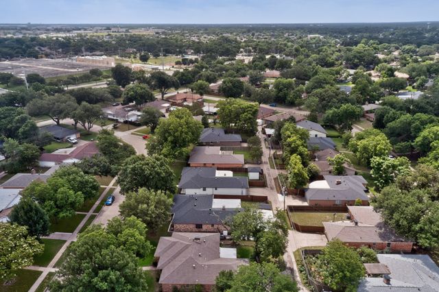 5822 Enchanted Lane, Dallas, TX 75227