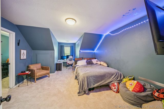 9902 N 186th East Court, Owasso, OK 74055