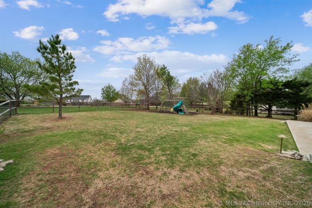 9902 N 186th East Court, Owasso, OK 74055