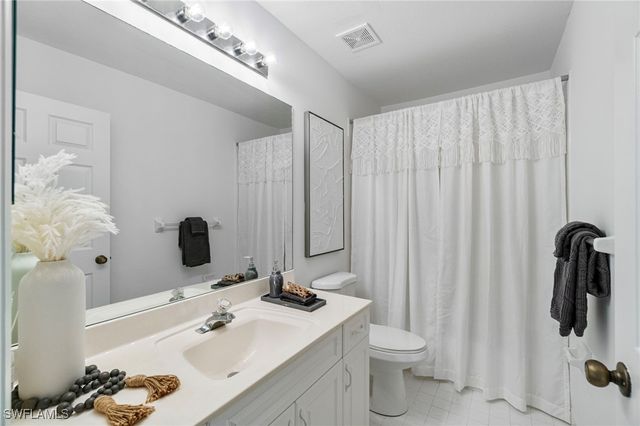 8451 Southbridge DR 2, Estero, FL 33967