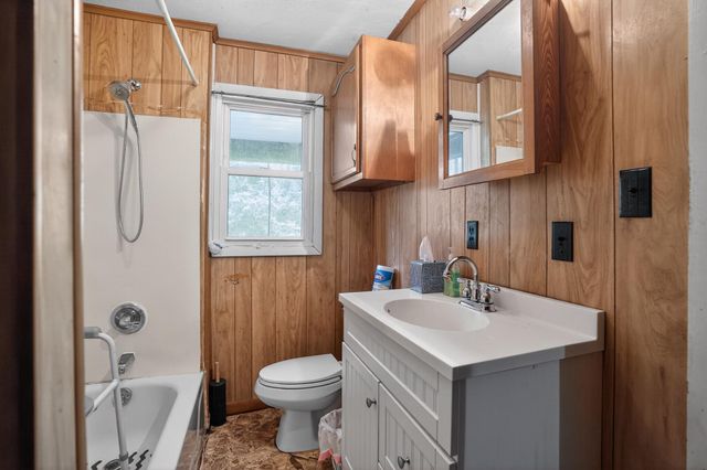 7583 Hawkins Branch Rd Road, Frenchburg, KY 40322