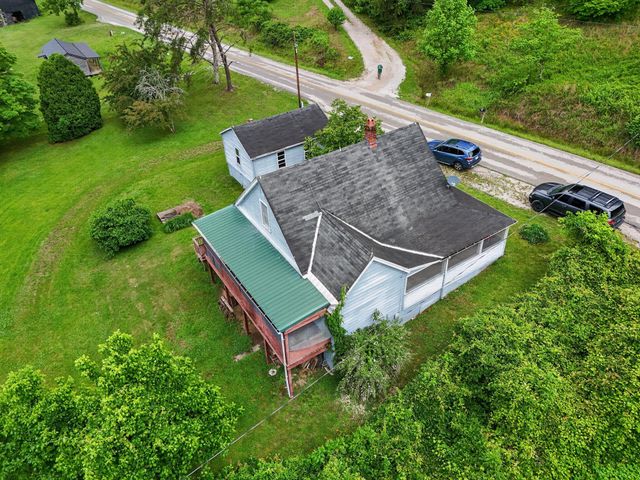 7583 Hawkins Branch Rd Road, Frenchburg, KY 40322