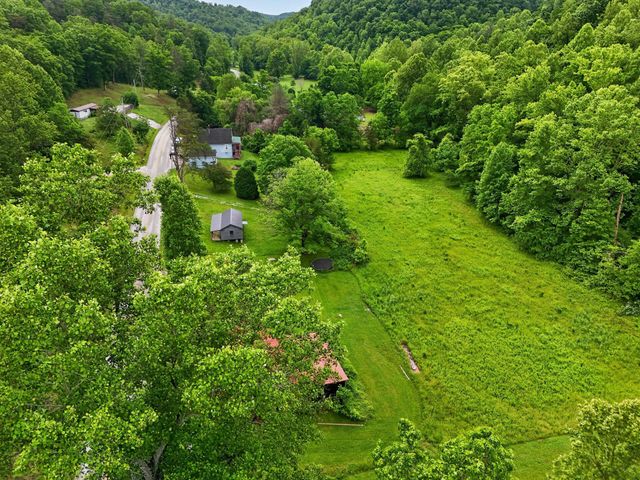 7583 Hawkins Branch Rd Road, Frenchburg, KY 40322