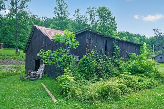 7583 Hawkins Branch Rd Road, Frenchburg, KY 40322