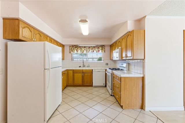 4720 Reeder Avenue, Oxnard, CA 93033