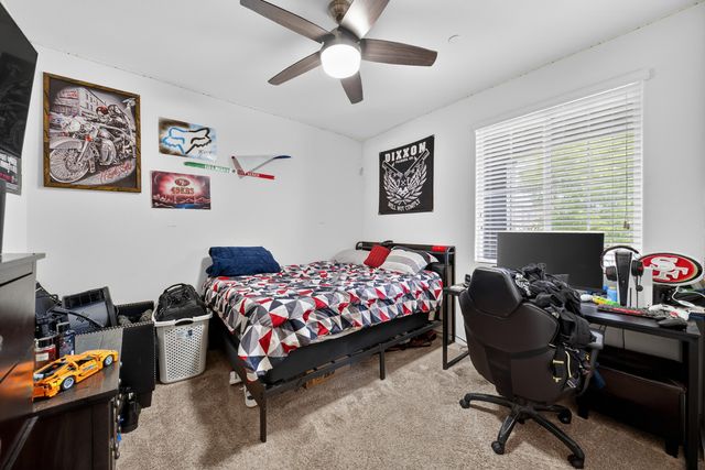 975 Topaz Avenue, Lemoore, CA 93245