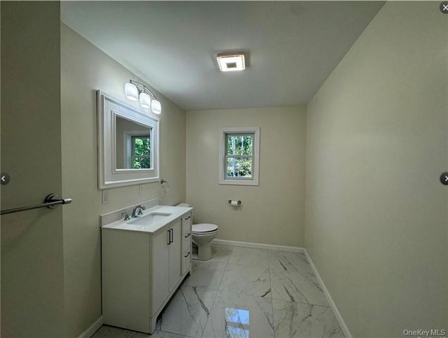 30 Daly Road, Middletown, NY 10940