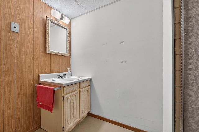 418 Blaine AVENUE, Racine, WI 53405