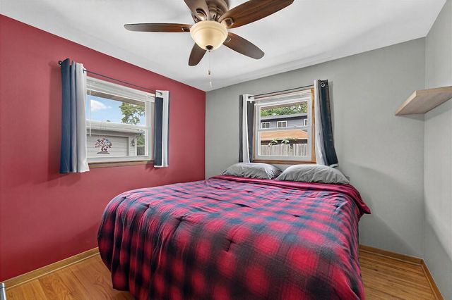 418 Blaine AVENUE, Racine, WI 53405