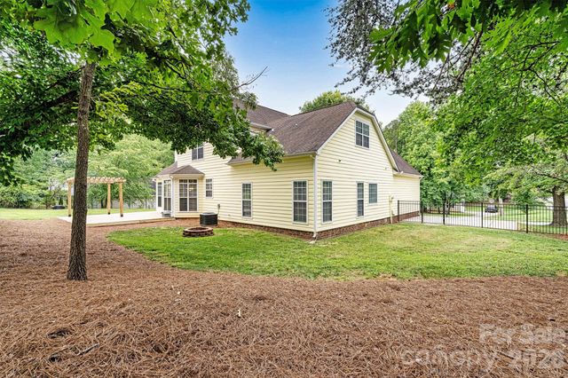 7001 Plough Drive, Mint Hill, NC 28227