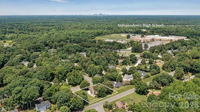 7001 Plough Drive, Mint Hill, NC 28227