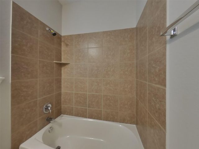 410 Heatherton Hill Drive, Rosenberg, TX 77469