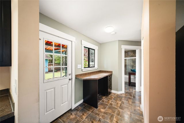 1219 9th Avenue SW, Olympia, WA 98502