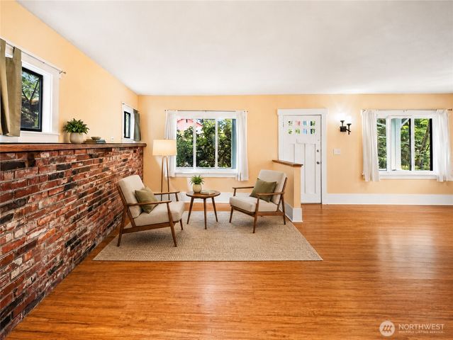 1219 9th Avenue SW, Olympia, WA 98502