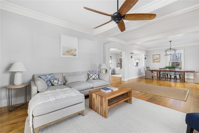 131 Eustis Avenue, Newport, RI 02840