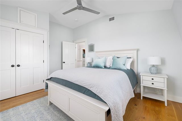 131 Eustis Avenue, Newport, RI 02840