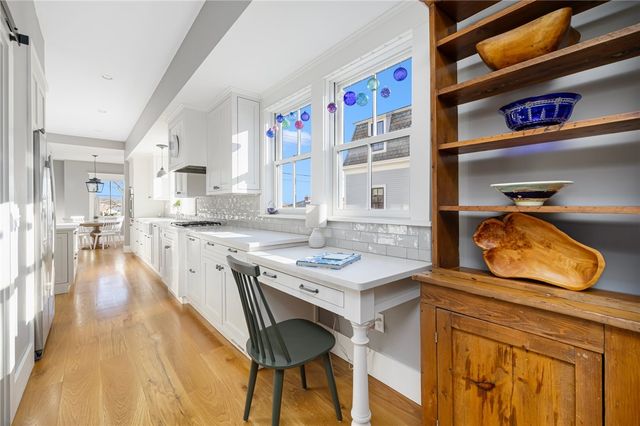 131 Eustis Avenue, Newport, RI 02840