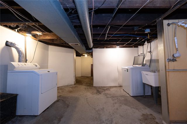 305-309 Natchez St, Mt Washington, PA 15211