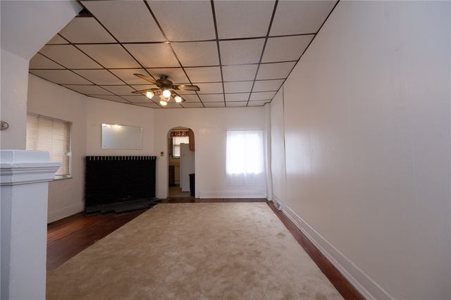 305-309 Natchez St, Mt Washington, PA 15211