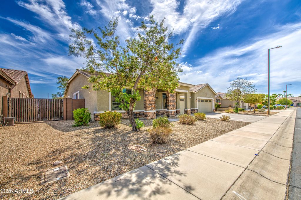 16205 W COCOPAH Street, Goodyear, AZ 85338 — exterior