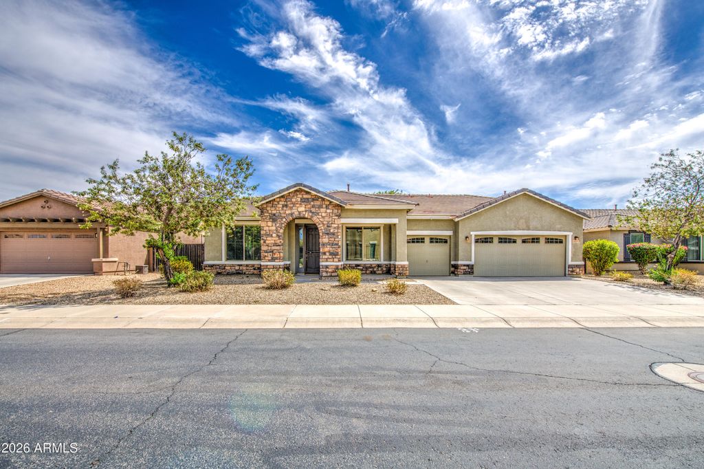 16205 W COCOPAH Street, Goodyear, AZ 85338 — photo 4