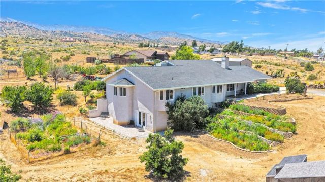 5137 Cygnet, Phelan, CA 92371